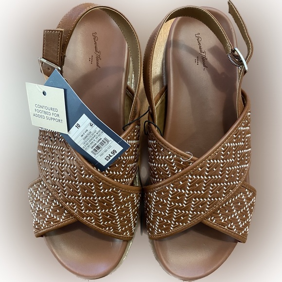 Women's Elisa Platform Sandals -
Universal Thread™ Cognac - Picture 4 of 4